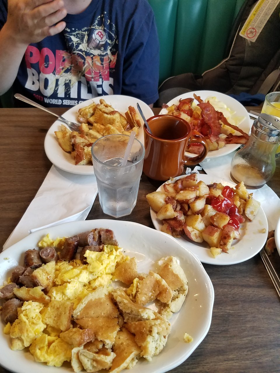 Leo`s Breakfast Restaurant
